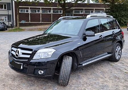 Mercedes-Benz GLK 220 CDI 4MATIC - AHK - 8-fach bereift Alu