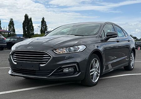 Ford Mondeo Lim. Titanium/KAMERA/NAVI/LED