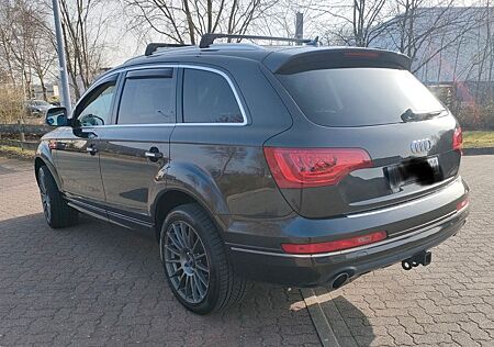 Audi Q7 3.0 TDI quattro tiptronic -