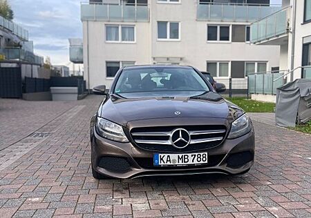 Mercedes-Benz 220 gebraucht kaufen Mercedes-Benz 220 220d Avangard, Standheizung