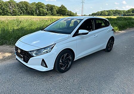 Hyundai i20 TOP Zustand! 1.0 T-GDI 74kW Trend! TÜV NEU!