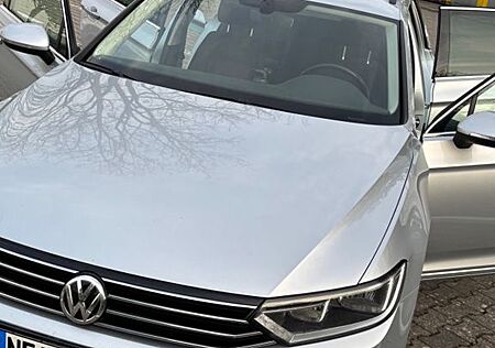VW Passat Volkswagen 1.4 TSI B8 Kombi sehr gepflegt