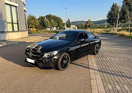 Mercedes-Benz C 180 Autom. - Night Paket - AMG Optik