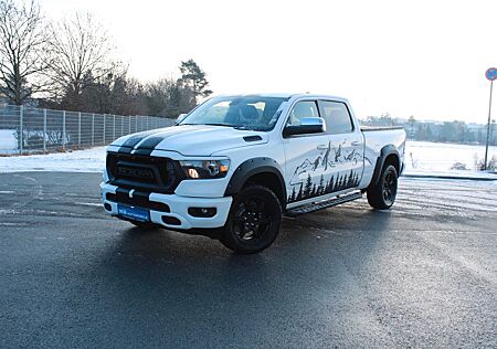 Dodge RAM 1500 5,7 HEMI BIGHORN OFFROAD 4X4