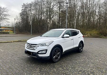 Hyundai Santa Fe 2.2 CRDi Style 4WD Automatik Style
