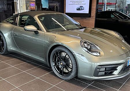 Porsche 992 Targa 4 GTS ( Approved 12/2028)