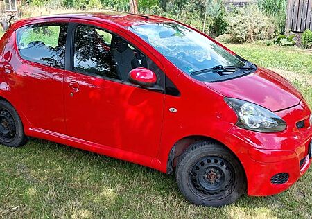 Toyota Aygo (X) Aygo (X) 1,0-l-VVT-i City City