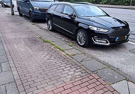 Ford Mondeo 2,0 TDCi 132kW Vignale Turnier PowerS...