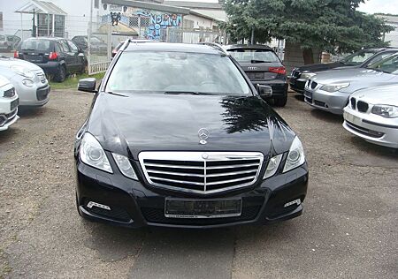 Mercedes-Benz E 220 T - Modell CDI BlueEfficiency *Automatik*