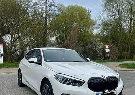 BMW 118i Sport Line Sport Line