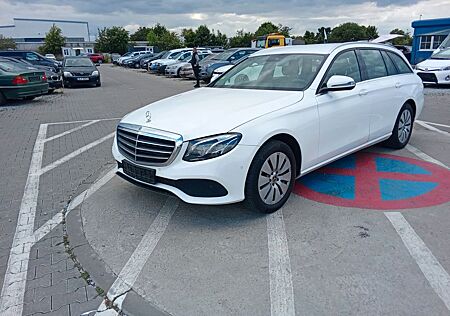 Mercedes-Benz E 220 d T Navi, Kamera, Leder TÜV 01/2026
