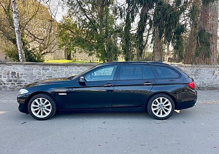 BMW 525 Automatik*Navi*AHK*Head-up-D*Pano*Leder*SH*
