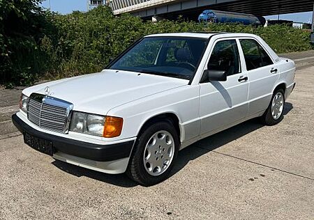 Mercedes-Benz 190