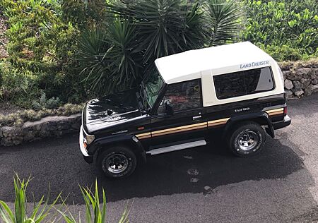 Toyota Land Cruiser LJ 73 FRP TOP