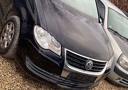 VW Touran Volkswagen 2.0 TDI 103kW DSG DPF -