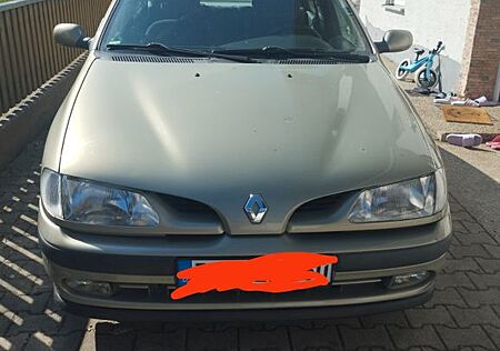 Renault Megane Century RT 1.6 Century RT