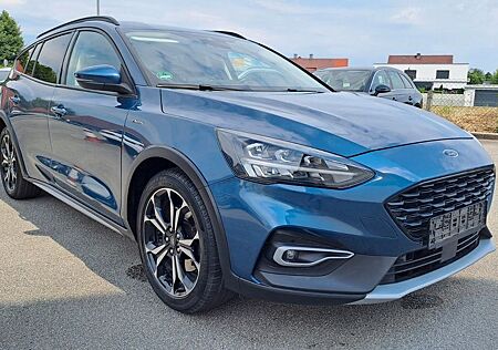 Ford Focus Turnier Active PDC Navi Spur Tempom.