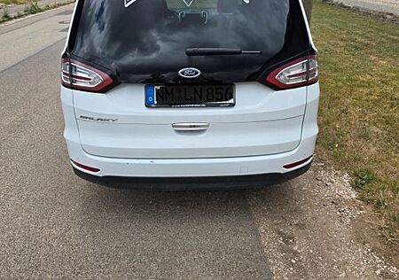 Ford Galaxy 1,5 EcoBoost Titanium