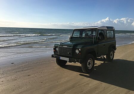 Land Rover Defender 90 Td5 Station Wagon E