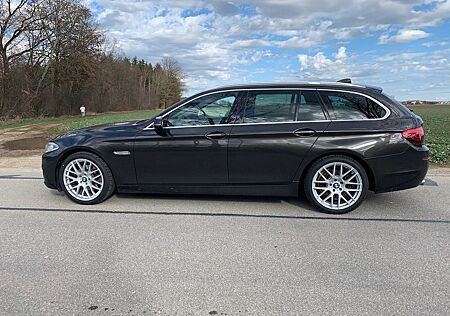 BMW 520d Touring HUD*Leder*Pano*LED*Luxury Line*NAV