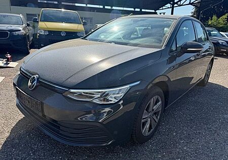 VW Golf Volkswagen VIII Lim. 2.0 TDI DSG Life/Panodac/14500net