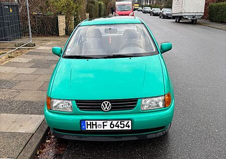 VW Polo Volkswagen 1.4 55kW Basis