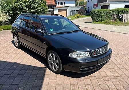 Audi S4 2.7 Avant quattro - 1. Hand