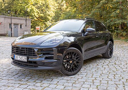 Porsche Macan S BLACK