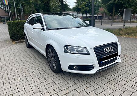 Audi A3 1.8 TFSI S line Sportback S line, TÜV neu