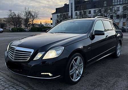 Mercedes-Benz 300 *Tempomat*AHK*XENON*