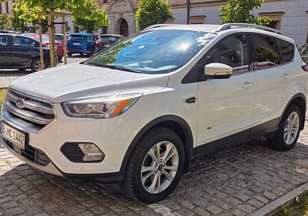Ford Kuga 2,0 TDCi 4x4 110kW Titanium PowerShift ...