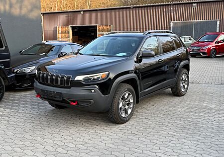 Jeep Cherokee Trailhawk 4WD