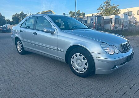 Mercedes-Benz C 180 , 2004 BJ, Benzin, Automatik, Klima, TÜV