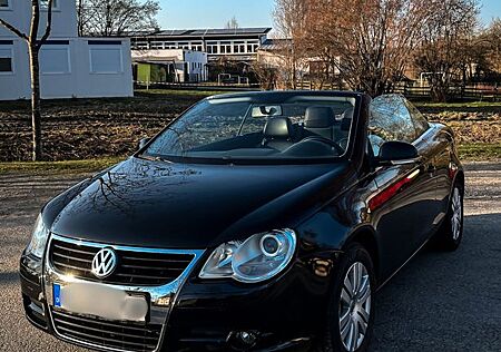VW Eos Volkswagen 2.0 TDI - Cabrio - 8-fach bereift