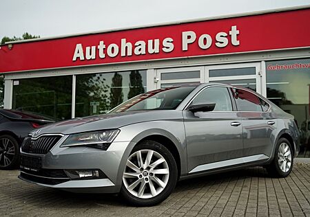 Skoda Superb Style Xenon AHK Sitzbelüftung Tempomat