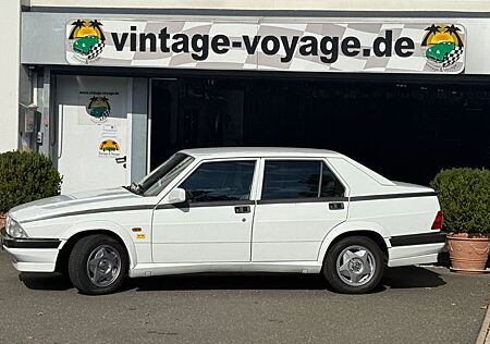 Alfa Romeo Andere gebraucht kaufen Alfa Romeo 75 1,6 iE Le Mans"Rarität im herrlichen Zustand"