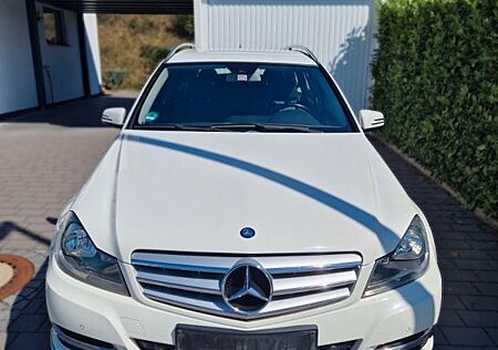 Mercedes-Benz C 180 T BlueEFFICIENCY AVANTGARDE