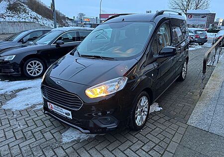 Ford Tourneo Courier Titanium