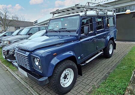 Land Rover Defender 110 Tamar Blue Patriot Dachträger LED