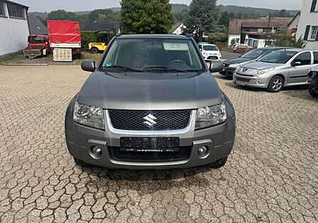 Suzuki Grand Vitara 1.9 DDiS Comfort+ Family