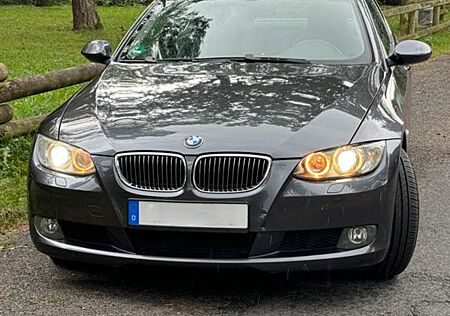 BMW 325i Scheckheftgepflegter Coupé (N52B25)