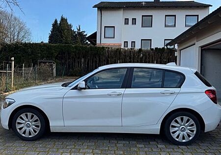 BMW 114i -