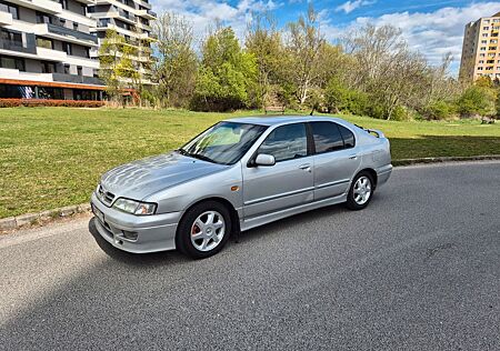 Nissan Primera 2.0 GT