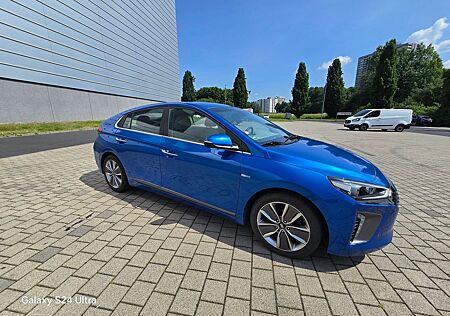 Hyundai Ioniq 1.6l GDi NAVI ACC Leder Sitz Belüftung Kam