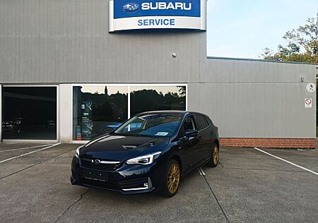 Subaru Impreza 2.0ie 18"Sommer Gold 17"Winterräder