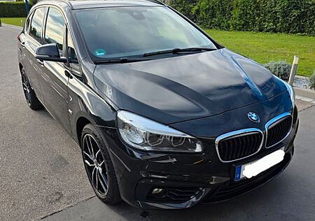 BMW 2er Active Tourer 220i Sport-Aut. Sport Line