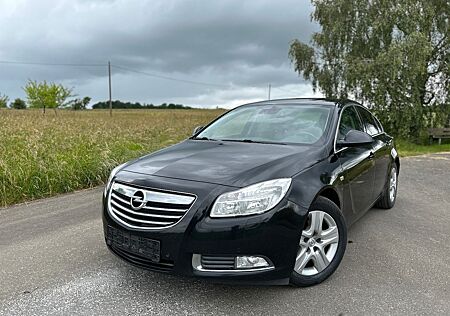 Opel Insignia A Lim. Design Edition 2.0 CDTI*NAVI*EU5