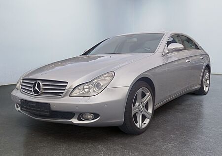 Mercedes-Benz CLS 320 CLS / 350 CDI