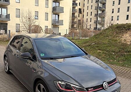 VW Golf Volkswagen 7.5 GTI TCR Top Zustand