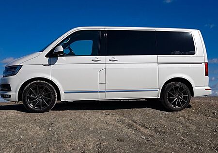 VW T6 Multivan Volkswagen High*STANDH*LED*AHK*ACC*